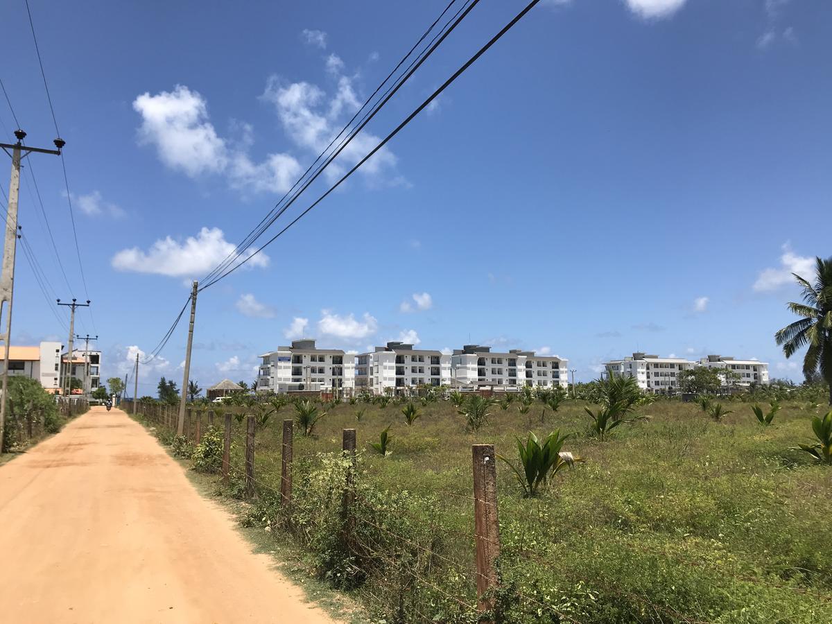 Araliya Oceanfront Condos Nilaveli, Trincomalee Ngoại thất bức ảnh